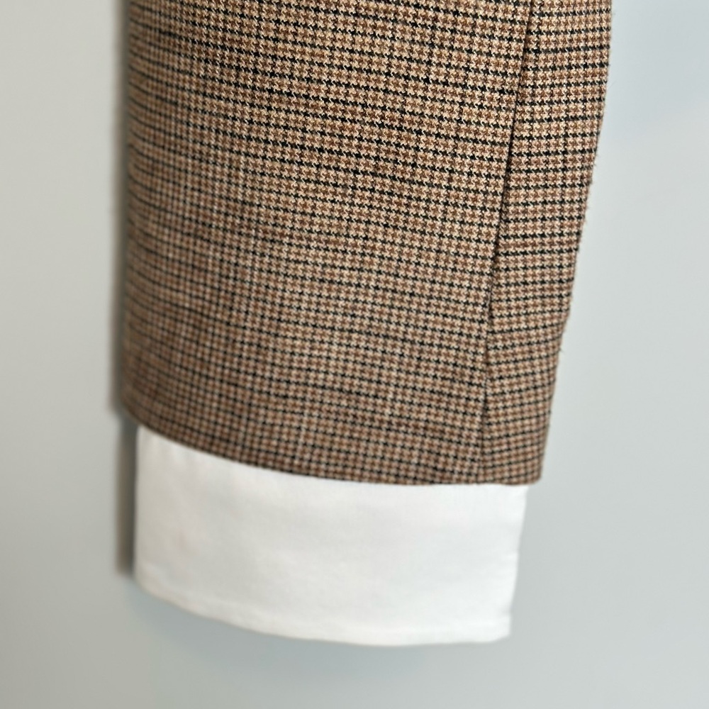 Christian Lacroix Tan Blazer with Gold Buttons - Picture 8 of 13